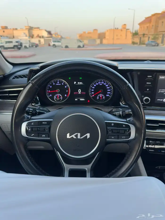 كيا K5 2022 نص فل 10