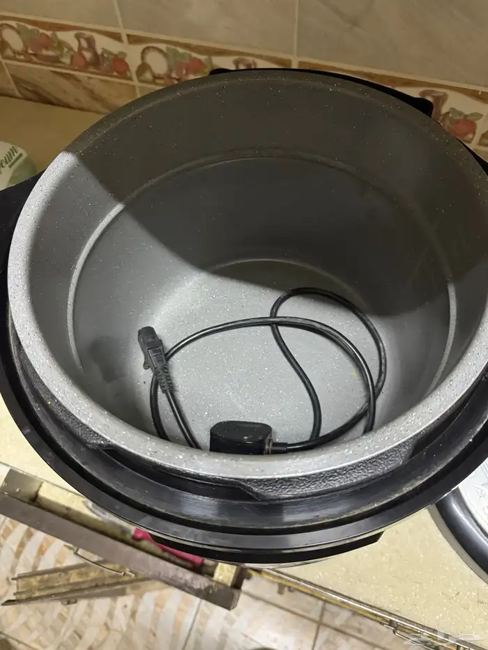 للبيع كاتم كهربائي 12 لتر 0