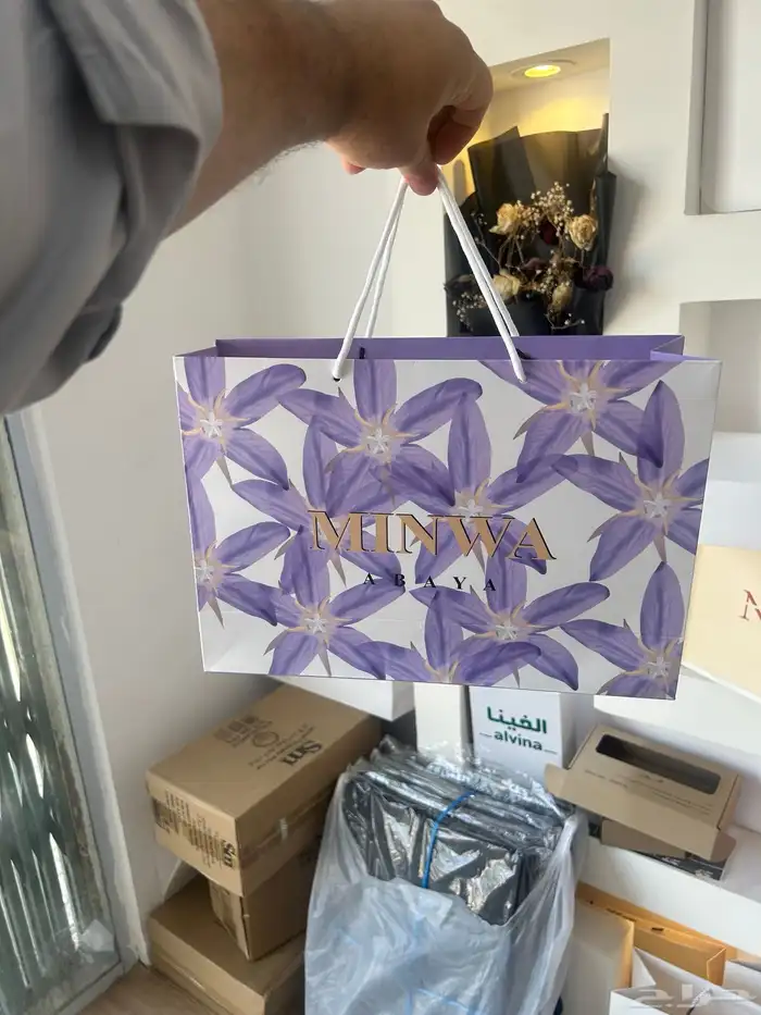 اكياس للعبايات ليبل قماش تطريز ورق تغليف كروت لوقو جلد 32