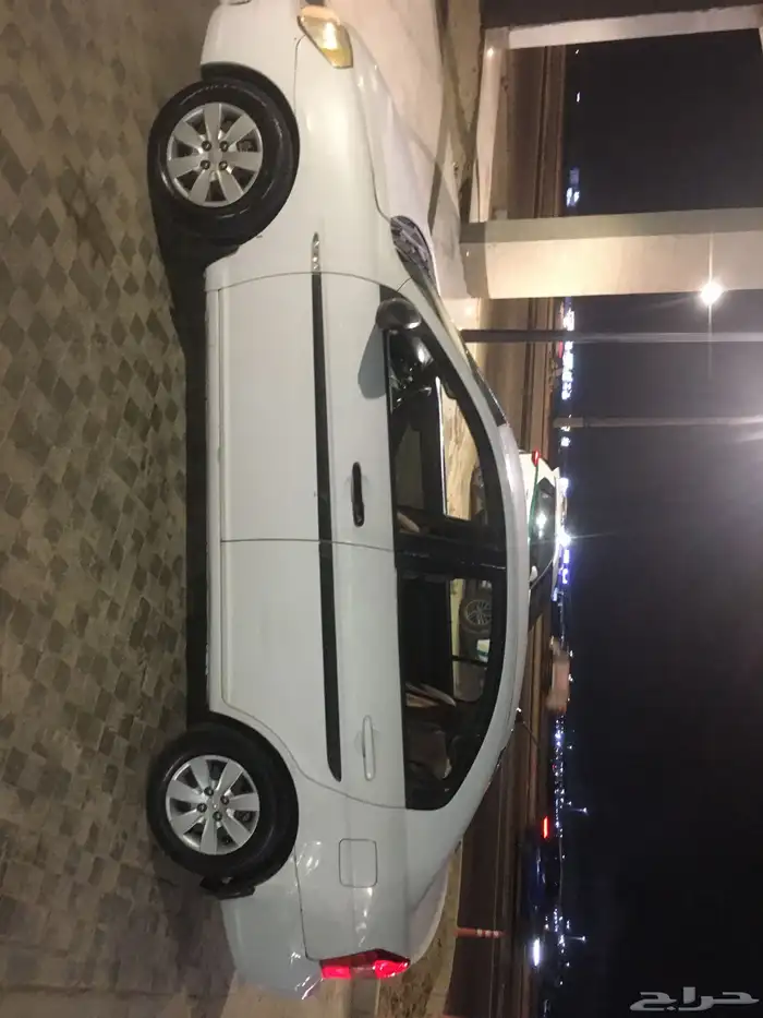 للبيع اكسنت 2010 0
