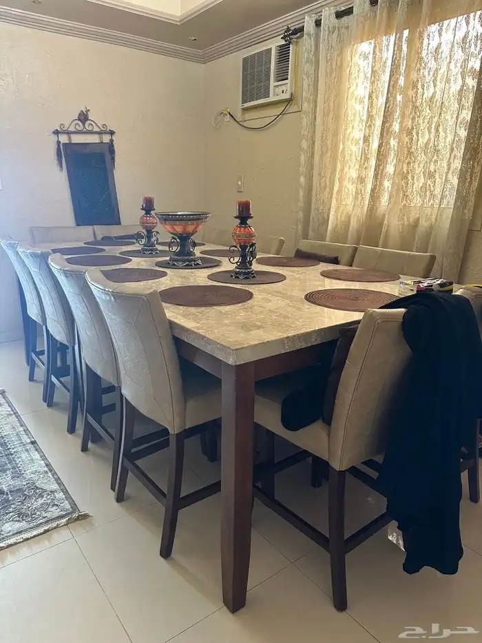 طاولة طعام 0