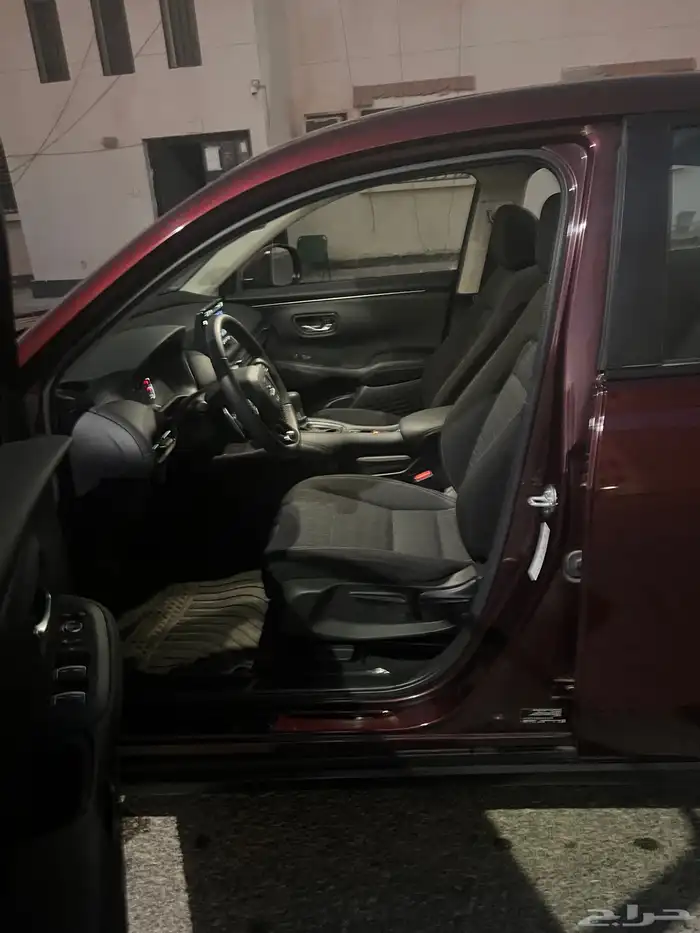 Honda Zrv lx 2023 ممشي 8000فقط 4