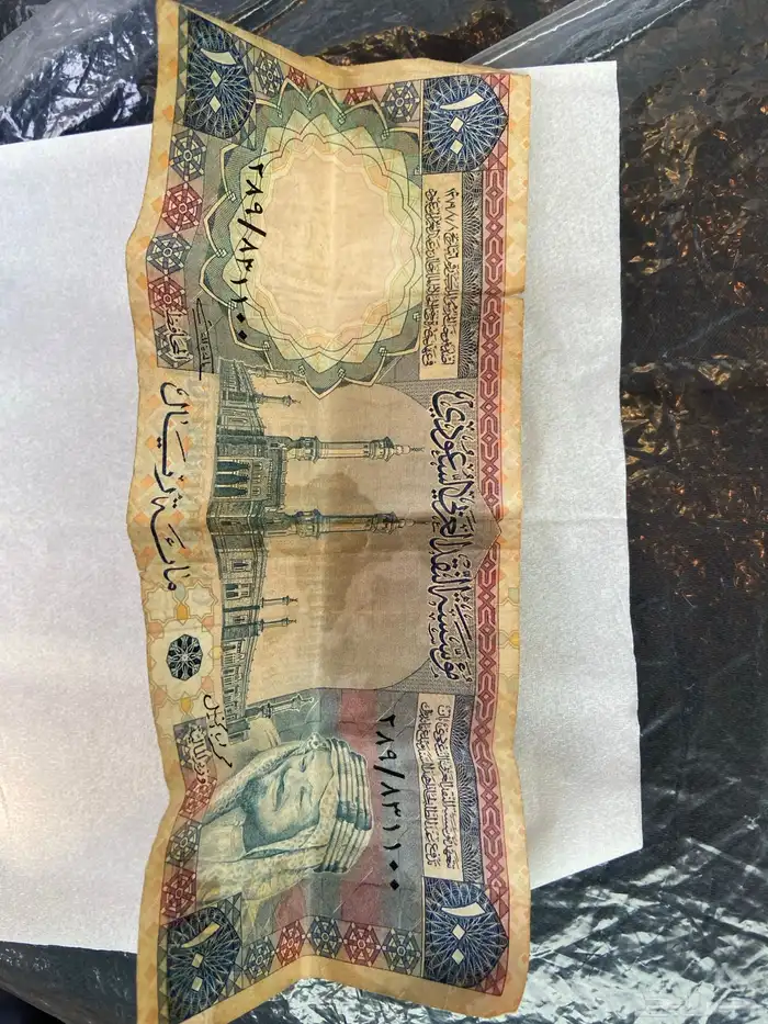 مئة ريال عهد الملك عبدالعزيز رحمه الله 0