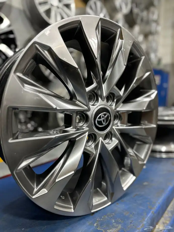 جنوط لاندكروزر 2023 مقاس 20 أصلي وكالة 2