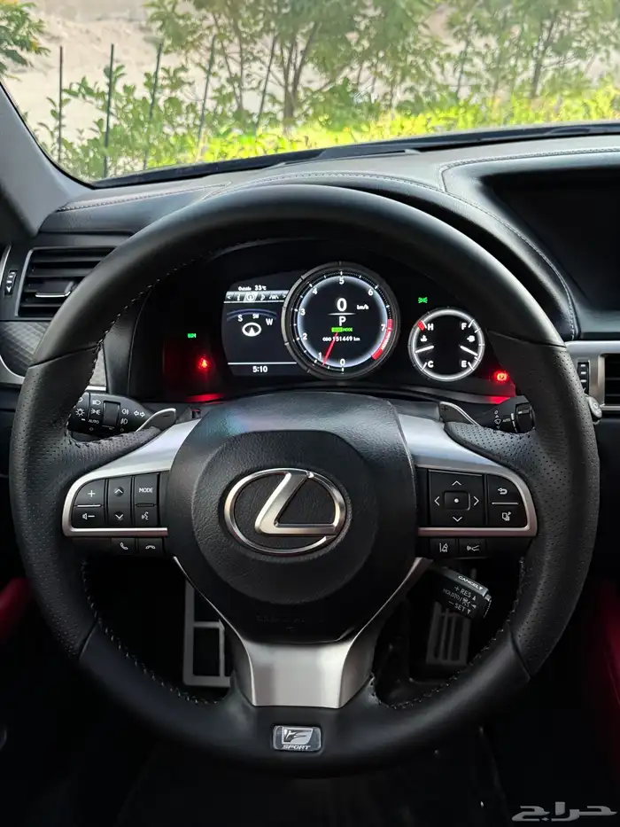 للبيع لكزس GS F 2017 مالك أول نظييف 24