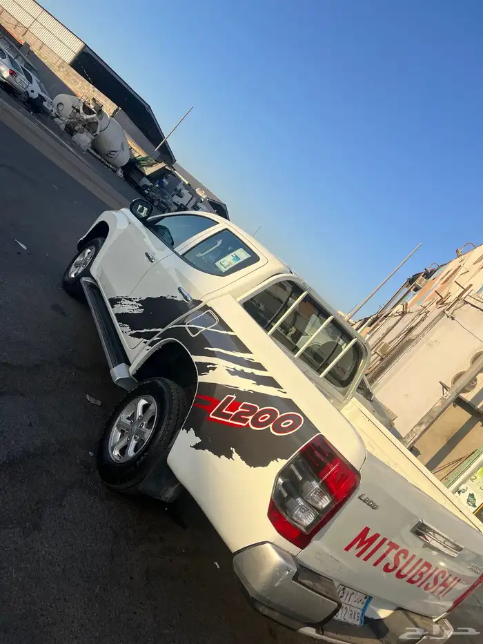 وانيت متسوبيشيL200 بكب غمارتين دبل ديزل 2