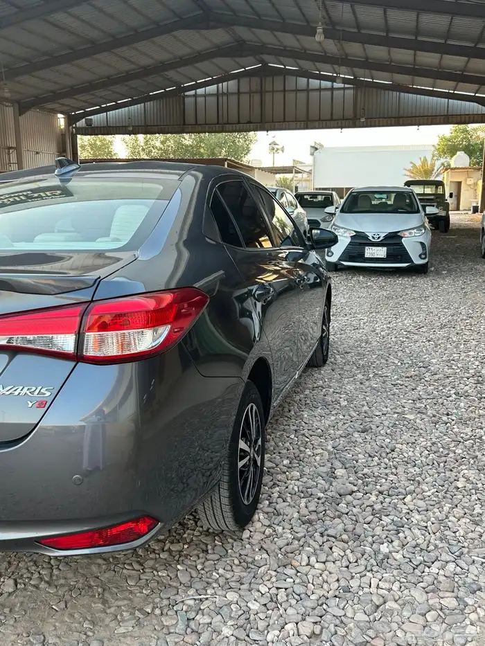 تويوتا يارس 2021 ممشى قليل 4