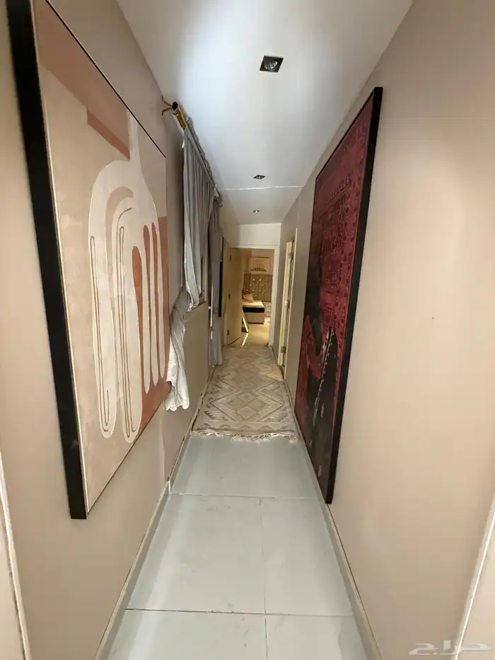 مخيم متكامل كرفان مساحتها 60 الف مسورة ماكينة 60