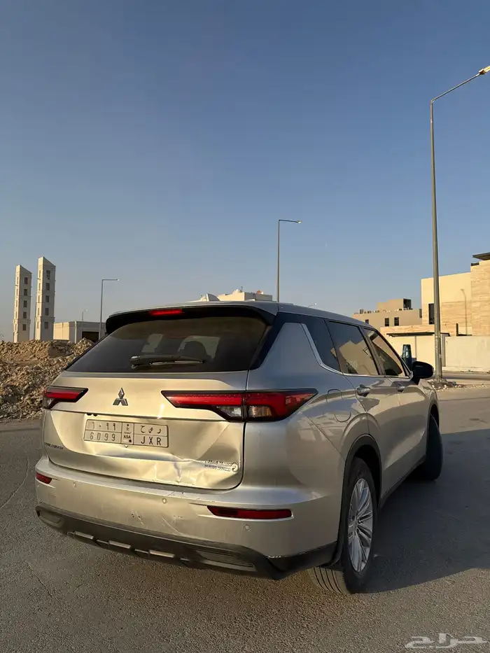 للبيع  ميتسوبيشي أوتلاندر ستاندر 2023 5