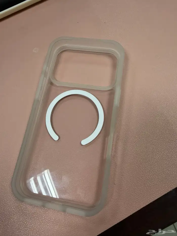 كوفر من جرير شفاف ثلجي لايفون 17 برو 1