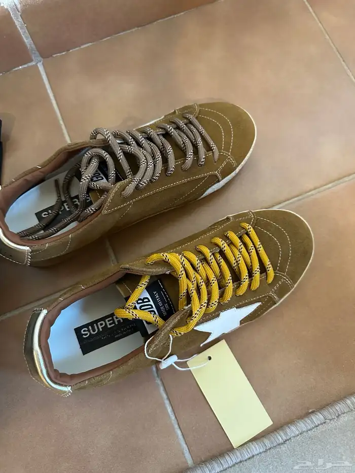 جزمه قولدن قوس Golden Goose مقاس 41 ( جديده ) 2