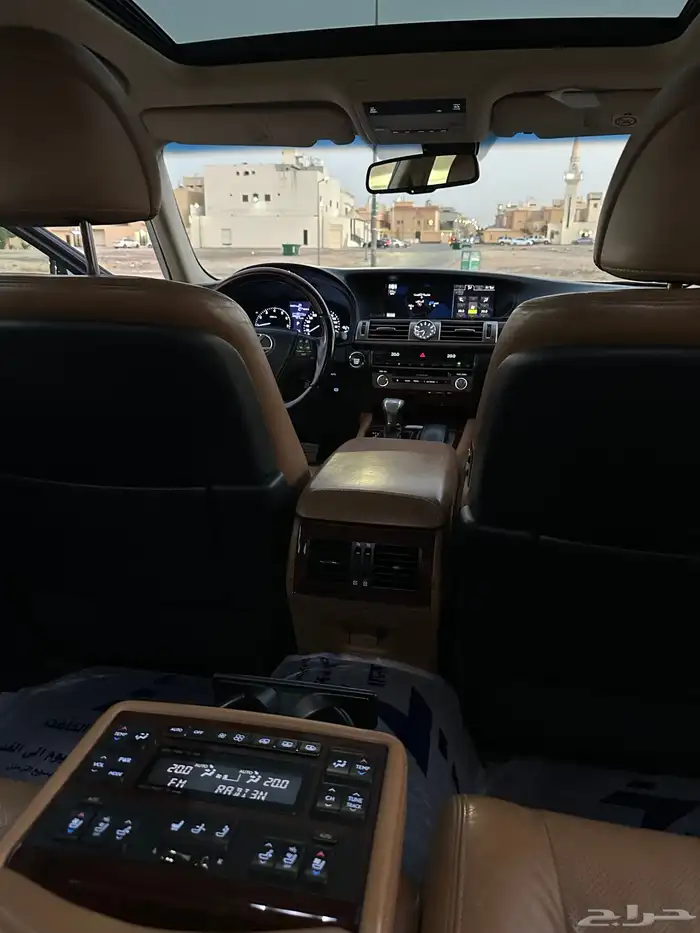 لكزس LS460L 2014 17