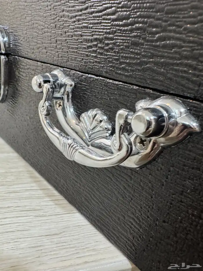 صندوق عرض مجوهرات فخم جلد أسود ومخمل داخلي   جديد 6