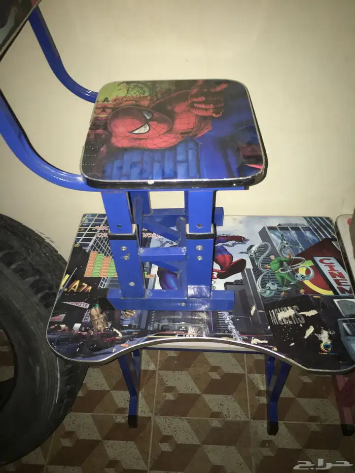 شاشه وطاوله وكراسي اطفال 1