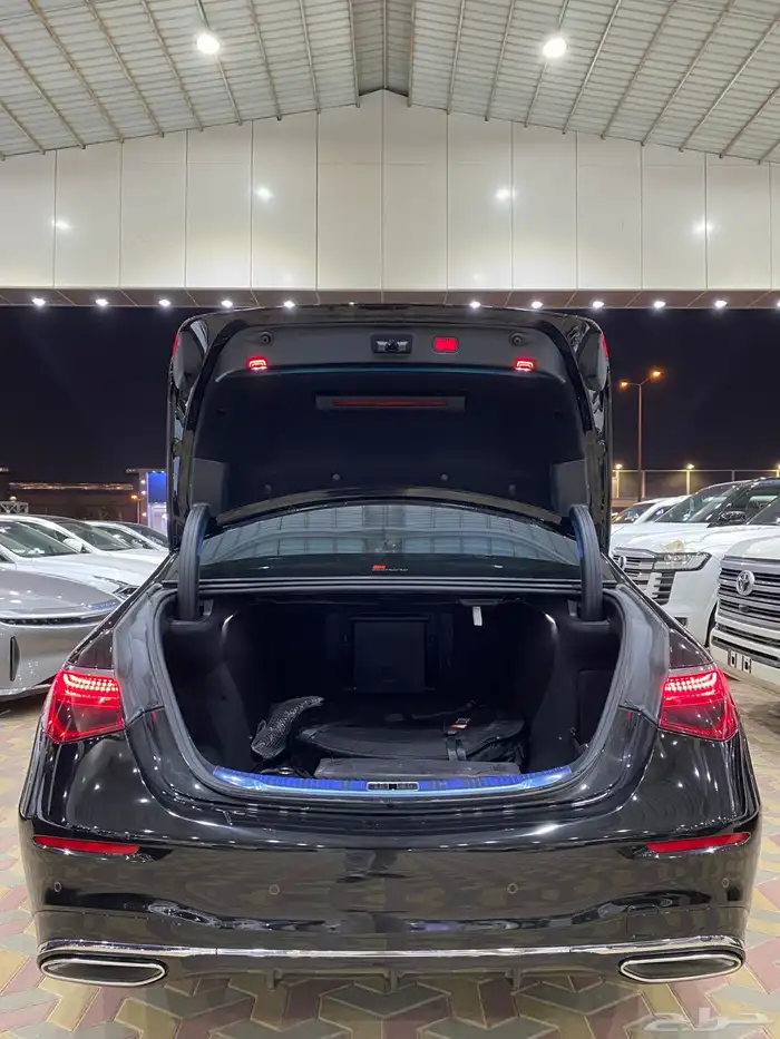 ميرسيدس S400 المديل 2023 العدد 12 الف 22