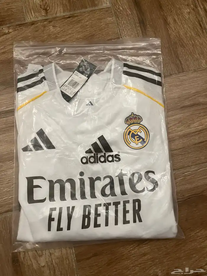 تيشيرت ريال مدريد الأساسي مقاس Real Madrid main shirt XL 2