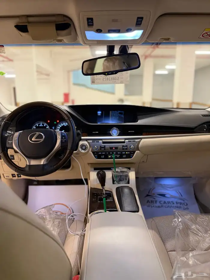 لكزس ES350 موديل 2014 25
