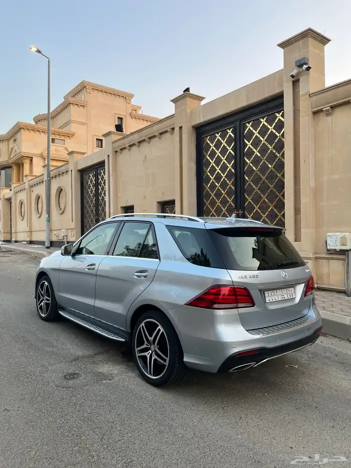 مرسيدس GLE 400 ممشى قليل 4