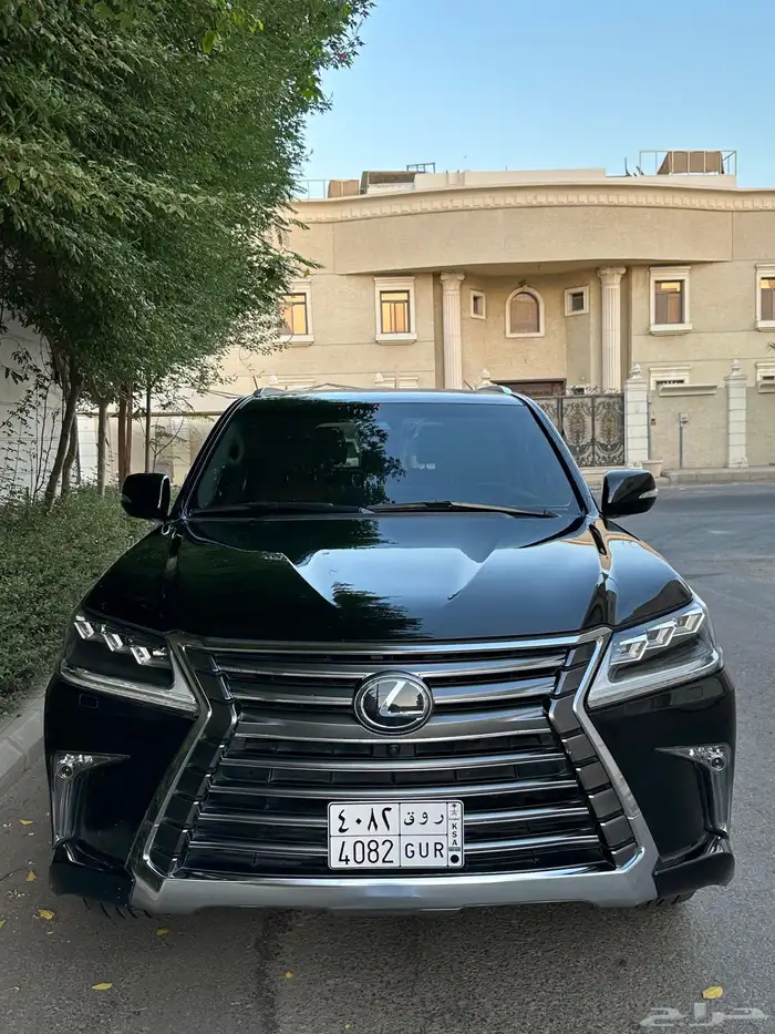 للبيع جيب لكزس 2016 فل كامل 0