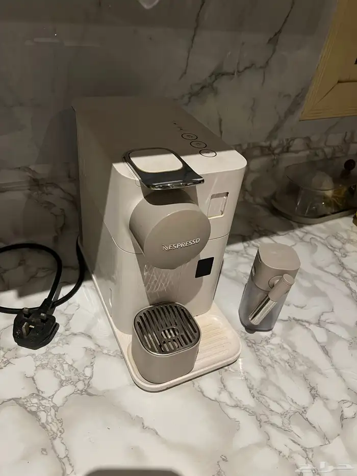 مكينة نسبرسو اخذتها من فرع نسبرسو كبسولاة قهوه 0