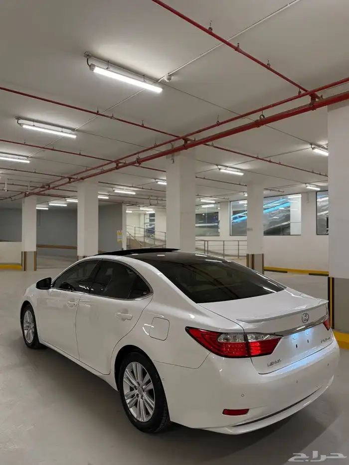 لكزس ES350 موديل 2014 8