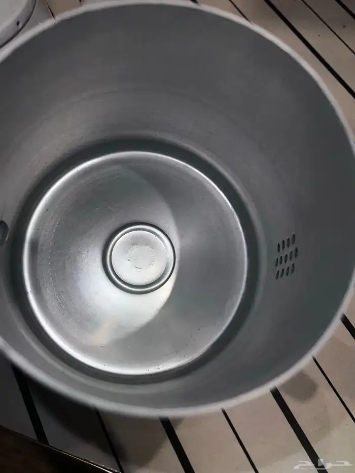 ابريق معدن مخزن 5