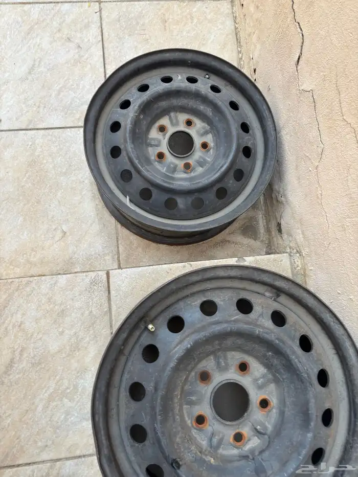 جنوط كامري 2011 1