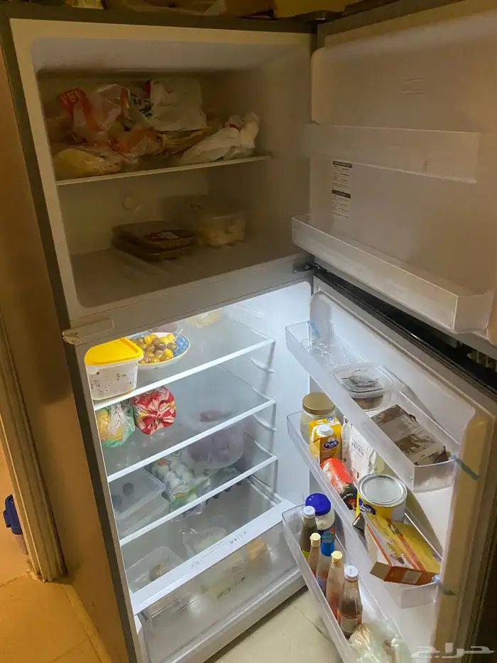 تلاجه جديدة استعمال 4 شهور بالضمان 2