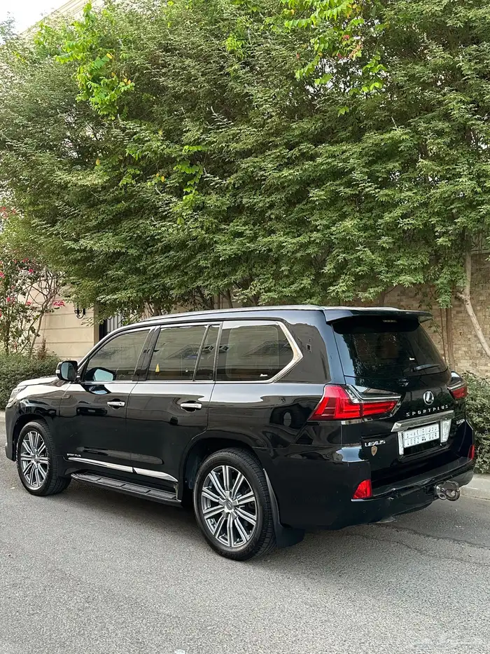 للبيع جيب لكزس 2016 فل كامل 2