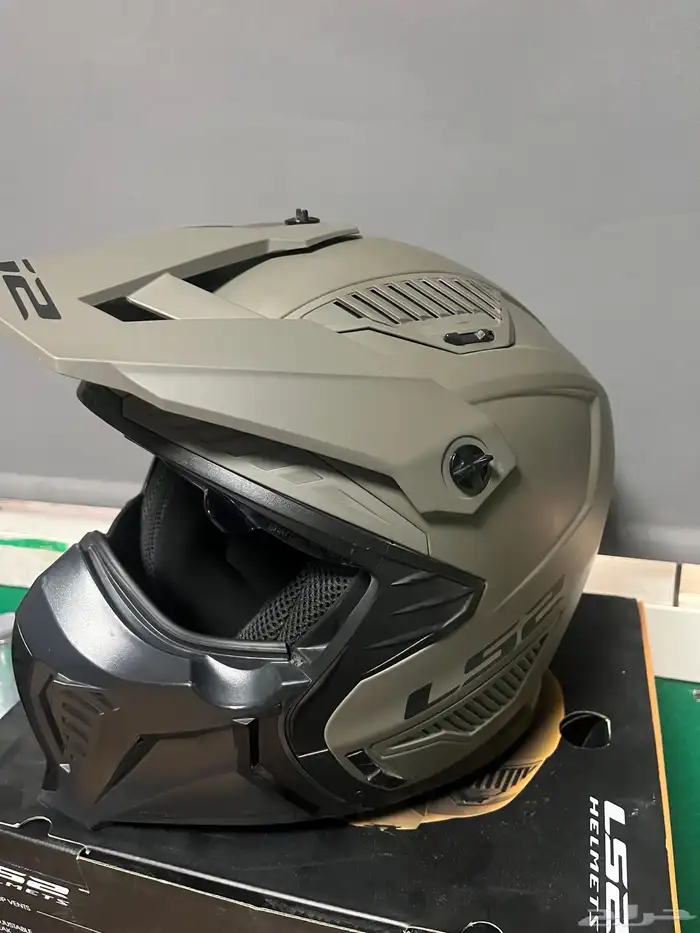 خودة Ls2 مقاس m 4