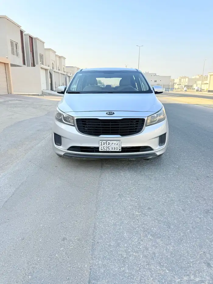 كيا كارنفال 2016 1