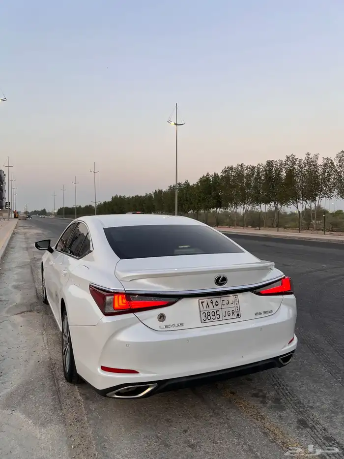 لكزس ES350 ( وارد عبداللطيف جميل ) 4