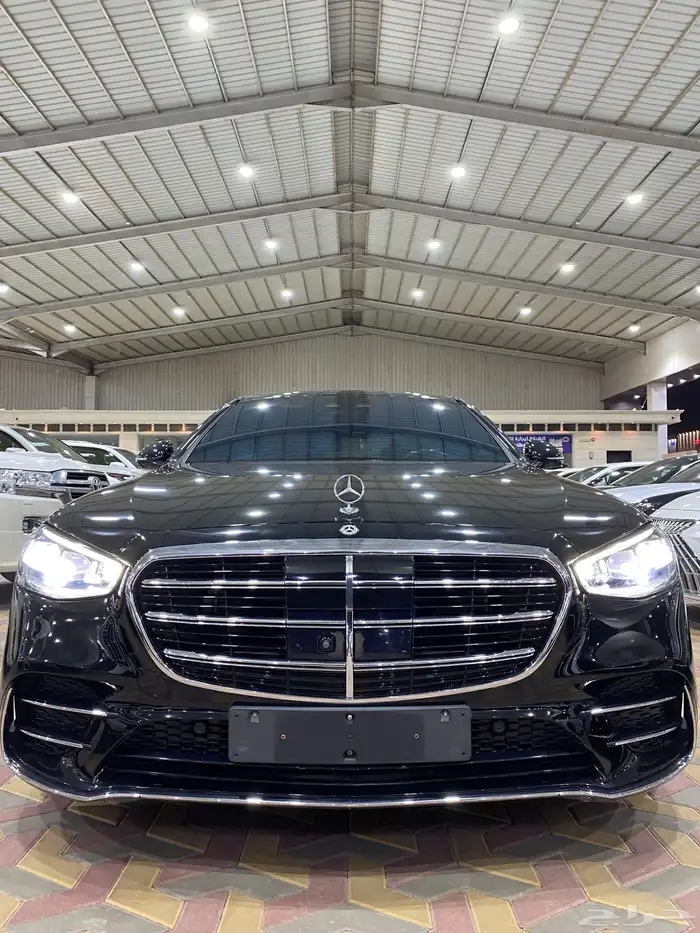 ميرسيدس S400 المديل 2023 العدد 12 الف 3