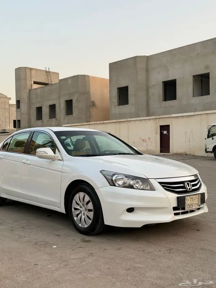 هوندا اكورد 2012 20