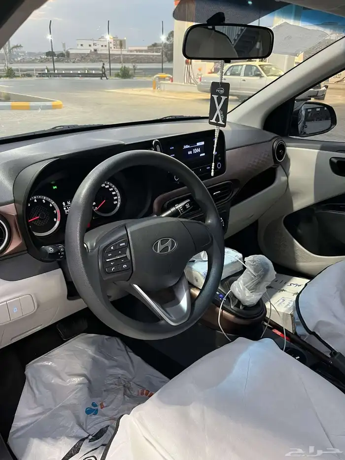 نظيفه للبيع i10 3