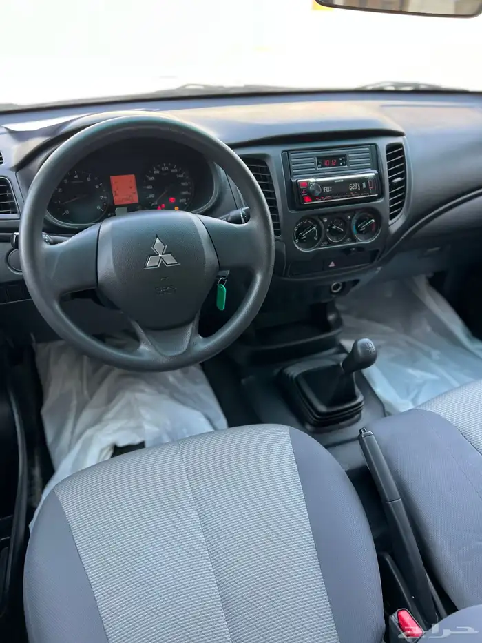 ميتسوبيشي L200 غمارتين 2022 بنزين 14