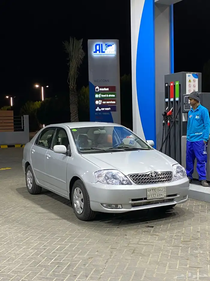 جايه وجهيه قدام يمين البدي مرشوش كامل 2