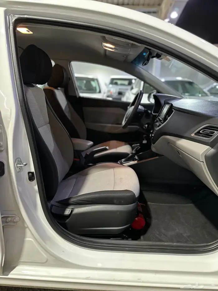 هيونداي اكسنت 2023 1.6 وكالة 29