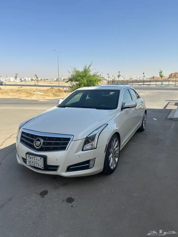 كاديلاك ATS2014 0