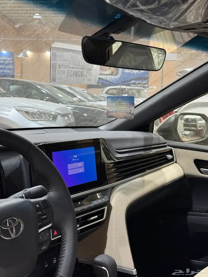 تايوتا كامري 2025 LE 24