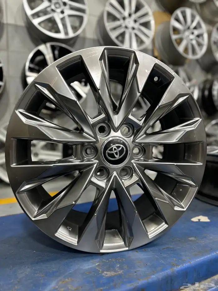 جنوط لاندكروزر 2023 مقاس 20 أصلي وكالة 0