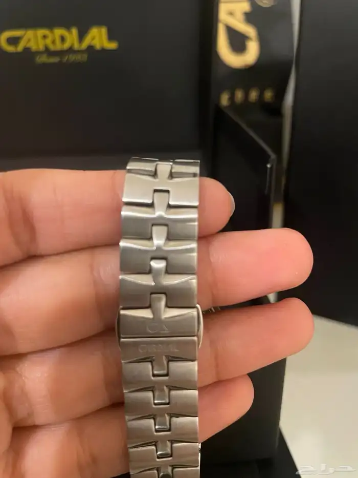 ساعة نسائية 0