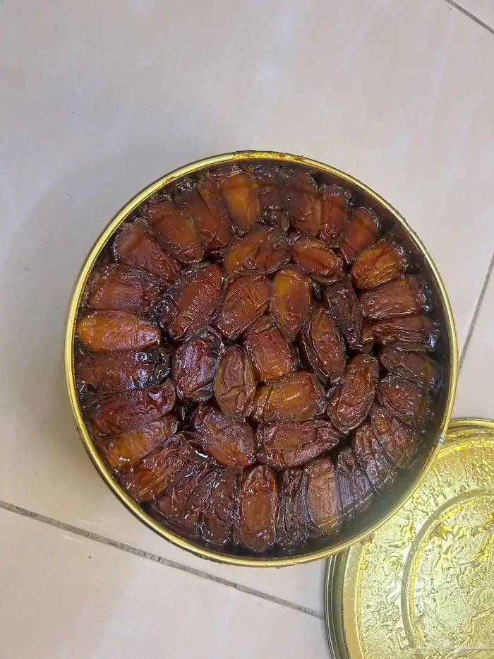 للبيع تمر 2