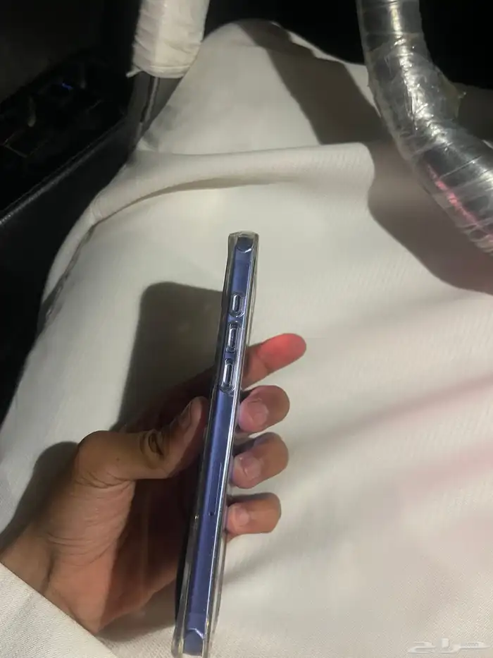 آيفون 16 بلس 128 جيجا نظيف جدا  ولله الحمد   اقبل بدل مع دفع 3