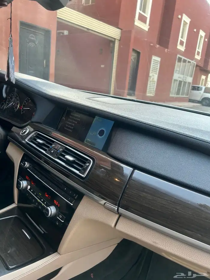 بي ام دبليو 2009 750li للبيع او البدل 8
