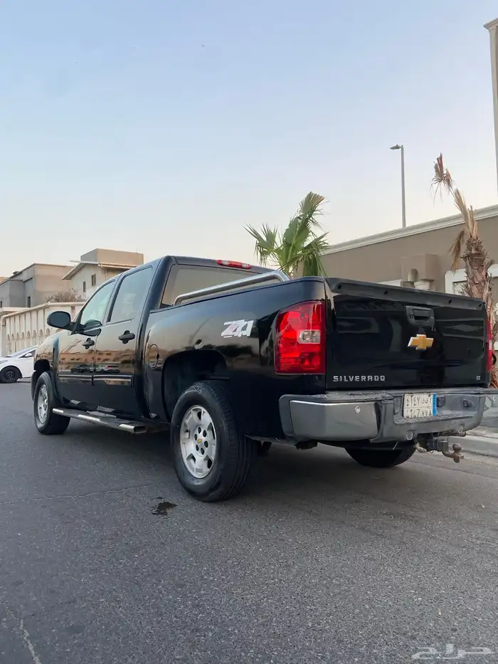 بكب شفر سلفرادو 4