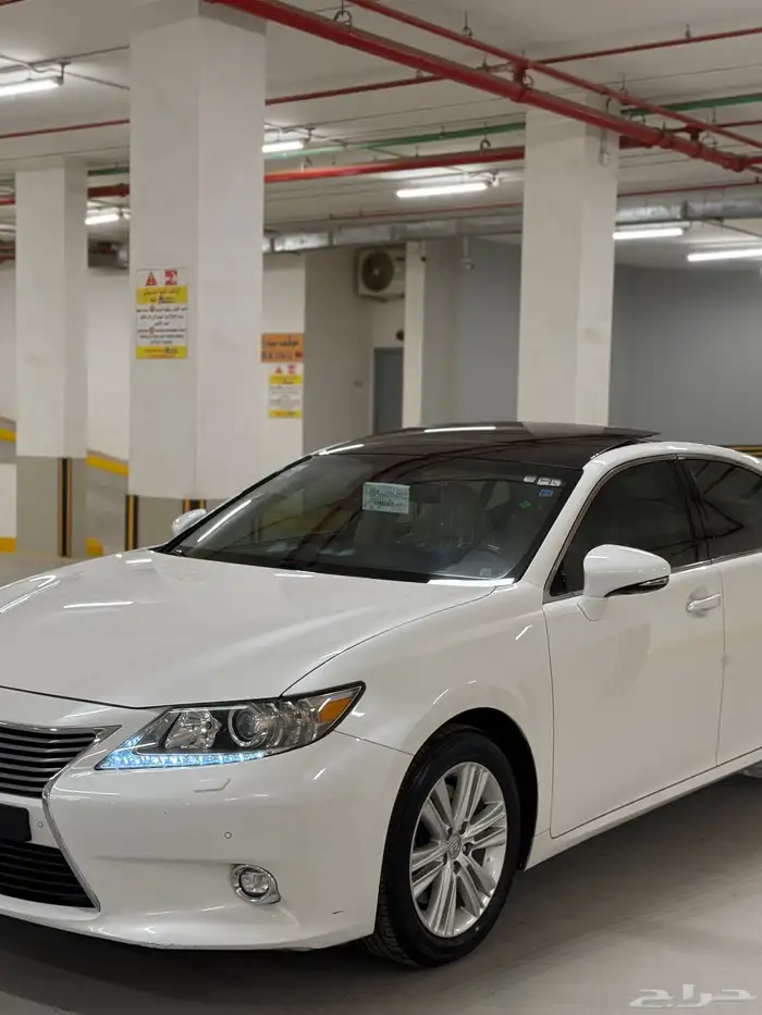 لكزس ES350 موديل 2014 3