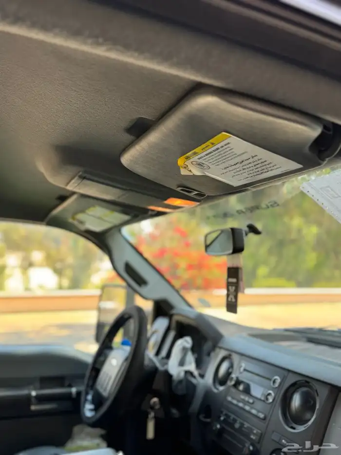 للبيع F350 موديل 2013 عداد100 الف كم 28