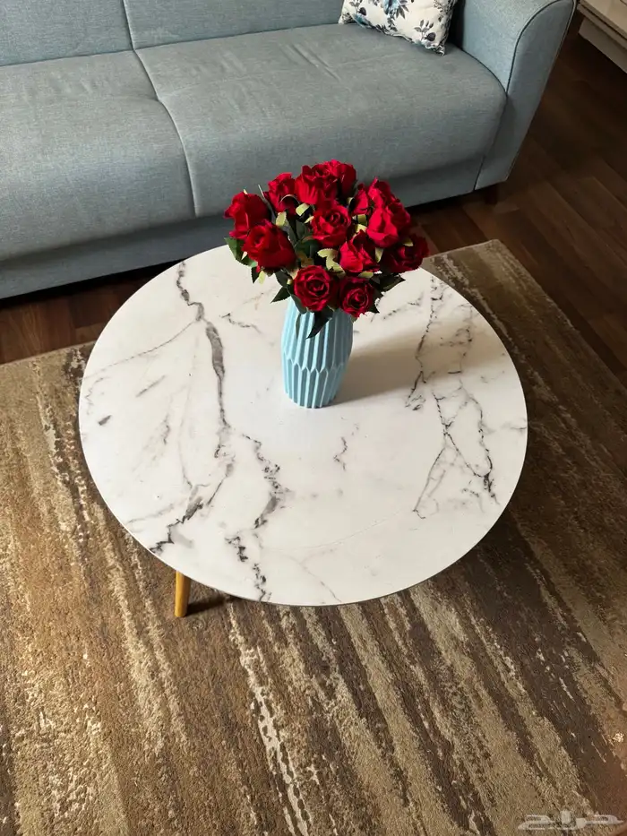 كنب للبيع وطاولات والفرشه 6