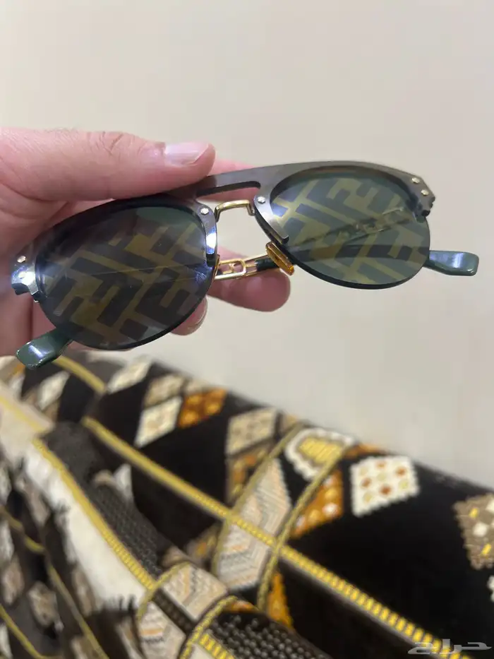 نضارة FENDI اصليه 4
